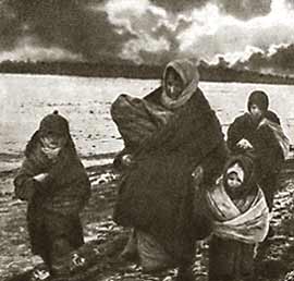 The refugees. 1941. Photo